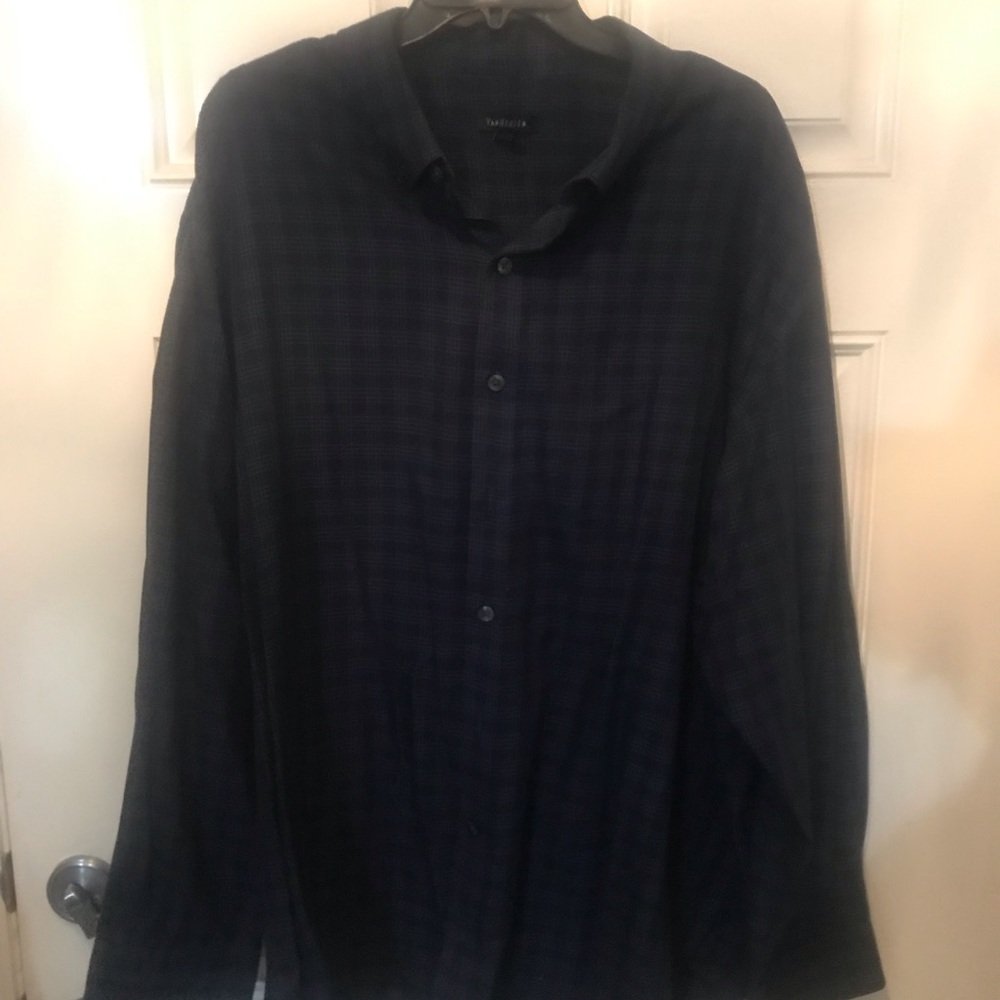Men’s dress shirt